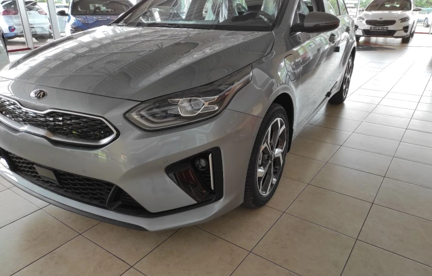 Kia Ceed SW KIA Ceed 1,6 GDI 6DCT Hybryda Plug-In (141KM) wersja L + BL5+AEB 