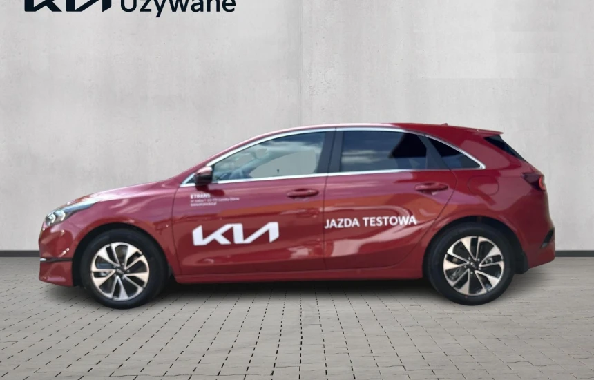 Kia Ceed 1,5T-GDI 6MT MY25 TRIBUTE