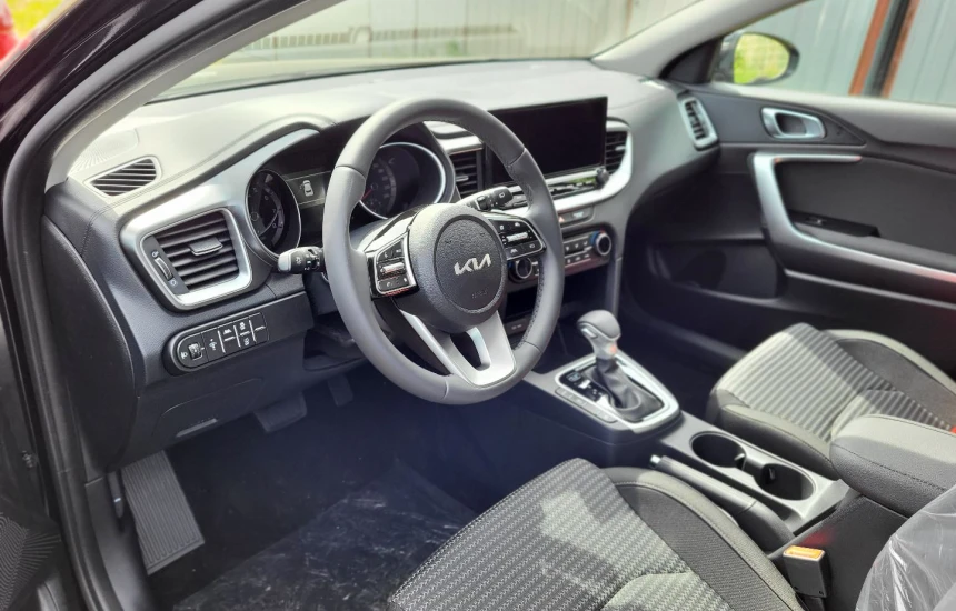 Kia XCeed 1.5 T-GDI 140 KM 7DCT Business Line 