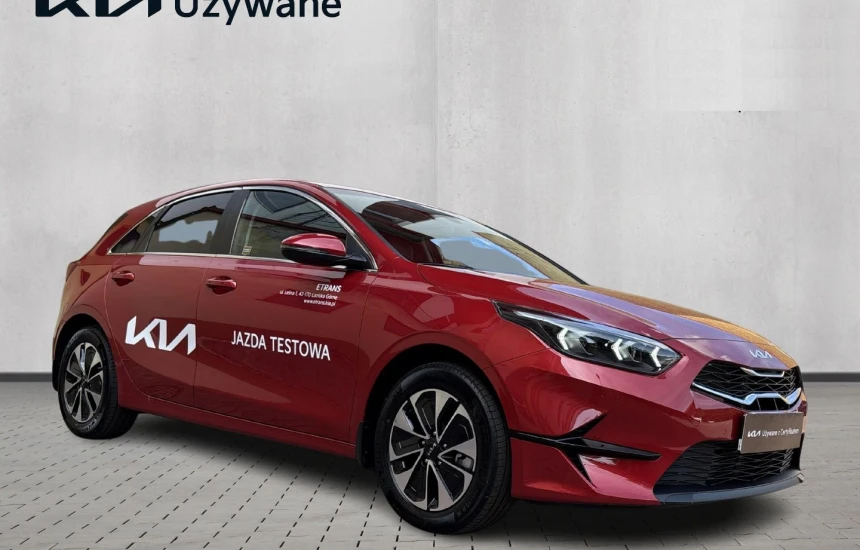 Kia Ceed 1,5T-GDI 6MT MY25 TRIBUTE