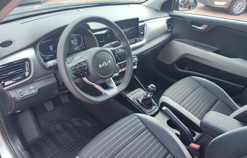 Kia Stonic 1.2MPi 5MT MY25 L