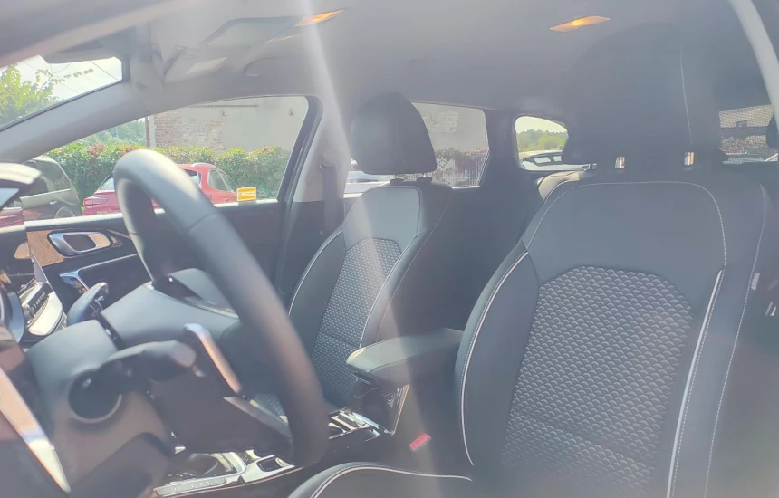 Kia Ceed SW 1,5T-GDI 7DCT MY25 TRIBUTE+A17