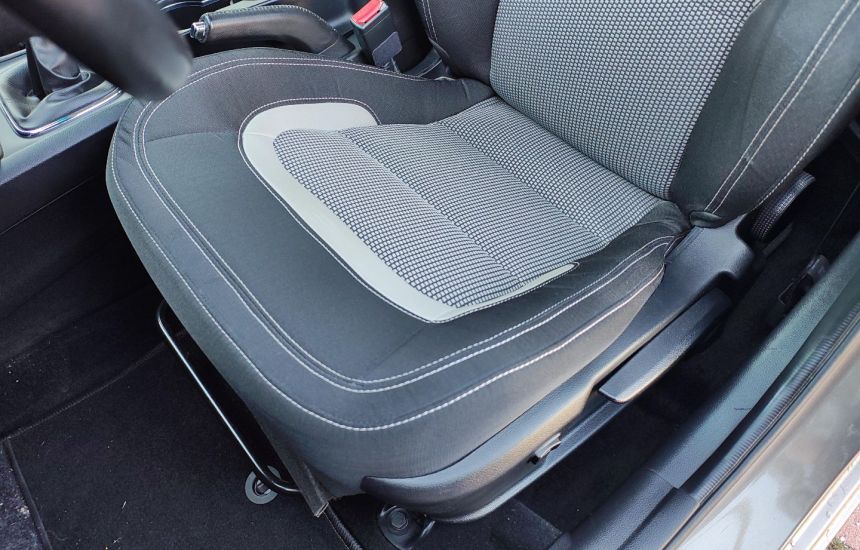 Kia Ceed SW 1.4 GDI 6MT BUSINESS LINE