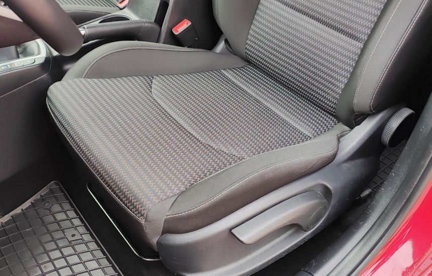 Kia Ceed 1,5T-GDI 6MT M+UVO