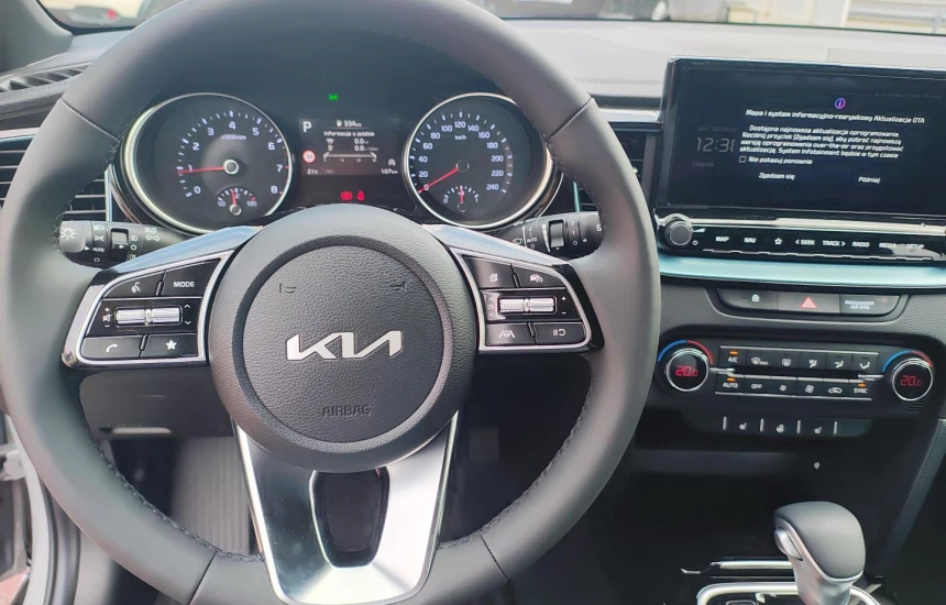 Kia XCeed 1,6T-GDI 7DCT MY26 TRIBUTE+WIN+ AEB