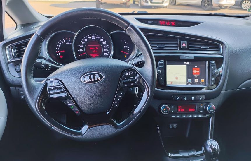 Kia Ceed SW 1.4 GDI 6MT BUSINESS LINE