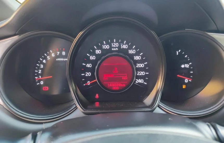 Kia Ceed 1.4GDI 6MT M