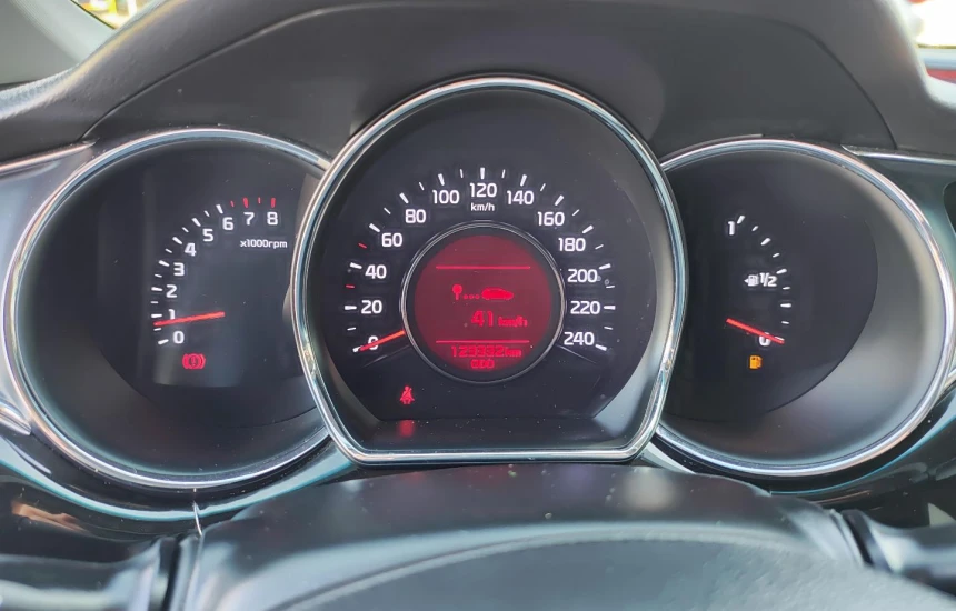 Kia Ceed SW 1.4 GDI 6MT BUSINESS LINE