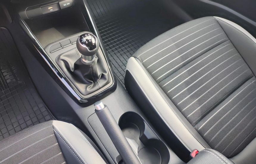 Kia Stonic 1.2MPi 5MT MY25 L