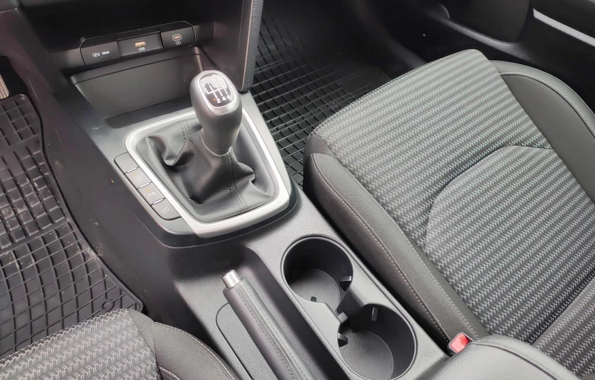 Kia Ceed 1,5T-GDI 6MT M+UVO