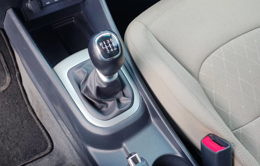 Kia Rio REZERWACJA/ 1.4 6MT Business Line