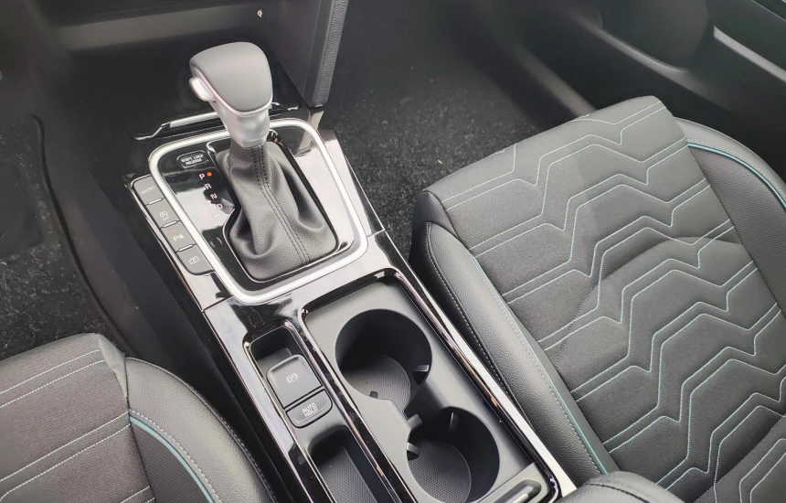 Kia XCeed 1,6T-GDI 7DCT MY26 TRIBUTE+WIN+ AEB