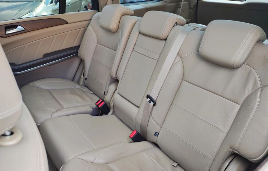 Mercedes- Benz GL  350 BlueTEC 4Matic 7G-TRONIC