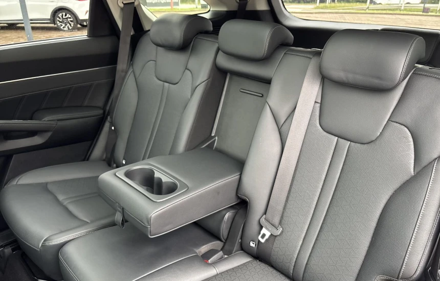 Kia Sorento 1.6T HEV 6AT 4WD 7S Prestige Line+PNS 230KM!