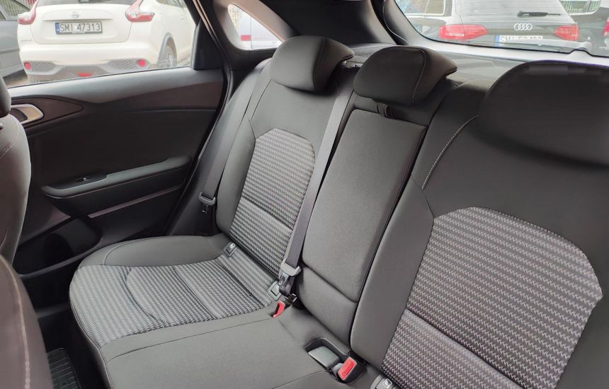 Kia Ceed 1,5T-GDI 6MT M+UVO