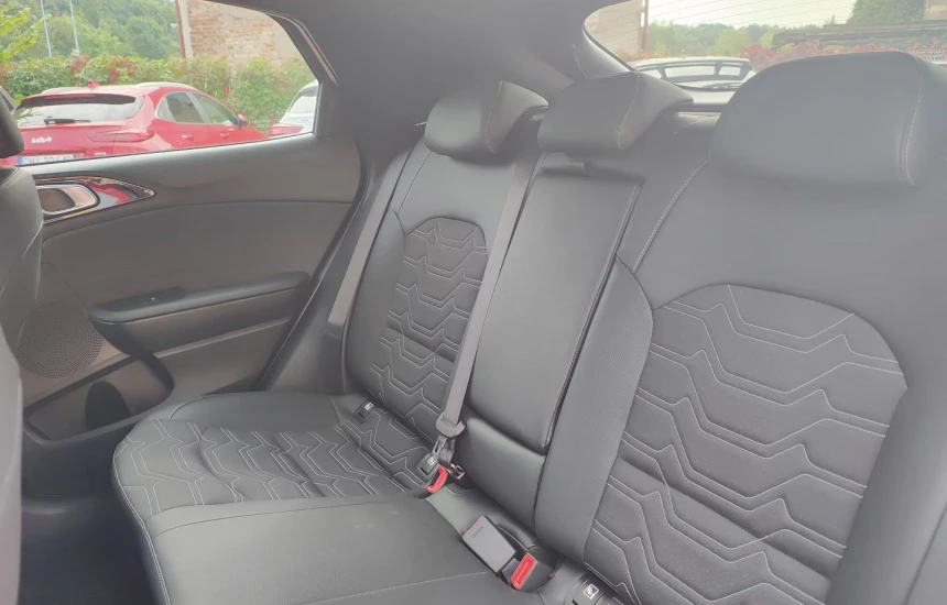 Kia XCeed 1,6T-GDI 7DCT MY26 TRIBUTE+WIN+ AEB