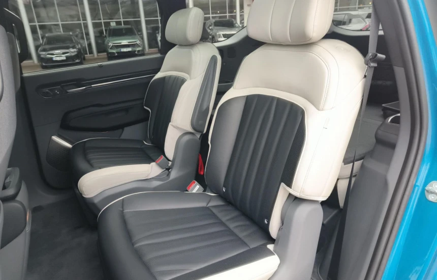 Kia EV9 AWD GT-LINE+Pakiet Relax+Dach Wersja 6 osobowa