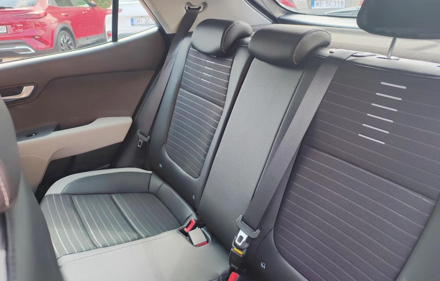 Kia Stonic 1.2MPi 5MT MY25 L