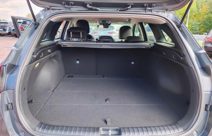 Kia Ceed SW 1,5T-GDI 6MT MY25 TRIBUTE