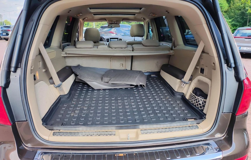 Mercedes- Benz GL  350 BlueTEC 4Matic 7G-TRONIC