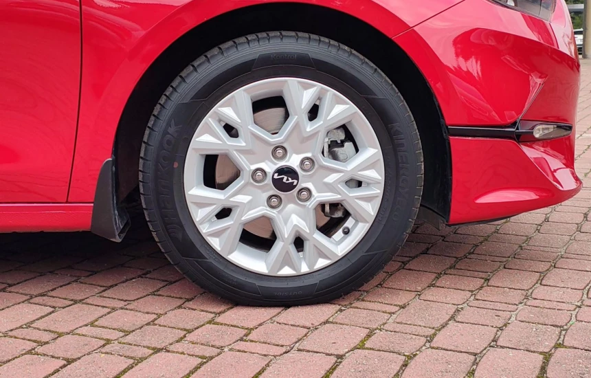 Kia Ceed 1,5T-GDI 6MT M+UVO