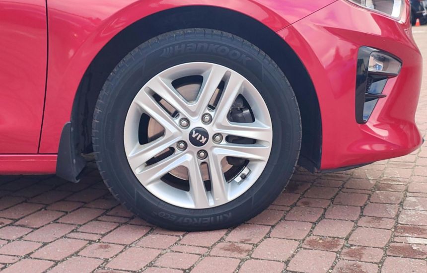 Kia Ceed 1,4T-GDI 7DCT MY20 M