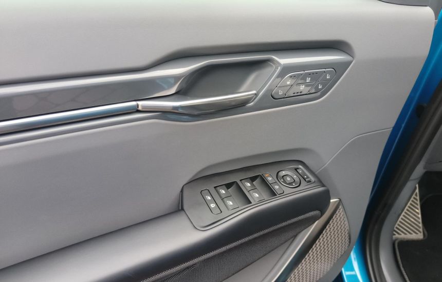 Kia EV9 AWD GT-LINE+Pakiet Relax+Dach Wersja 6 osobowa