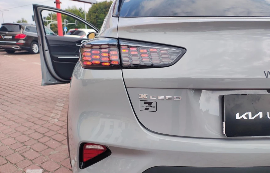 Kia XCeed 1,6T-GDI 7DCT MY26 TRIBUTE+WIN+ AEB
