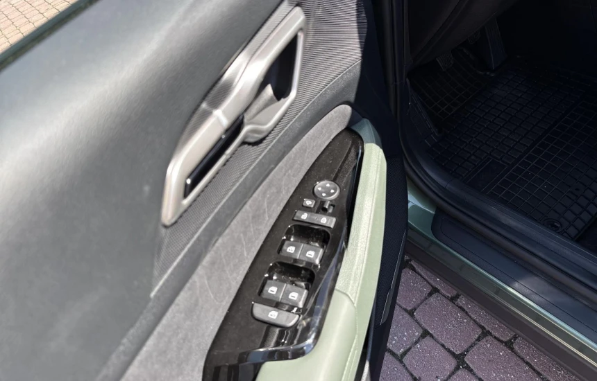 Kia Sportage 1,6T-GDI 6MT FWD MY25 ANNIVERSARY