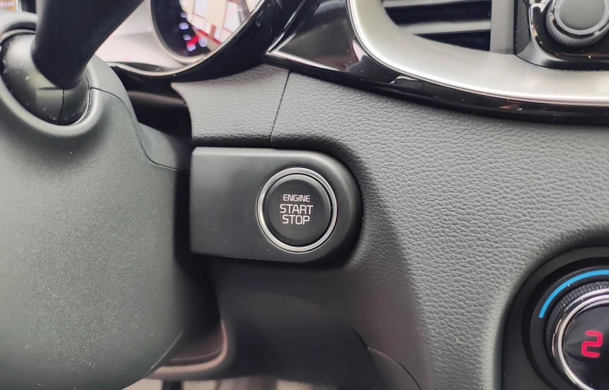 Kia Ceed 1,5T-GDI 6MT MY25 TRIBUTE