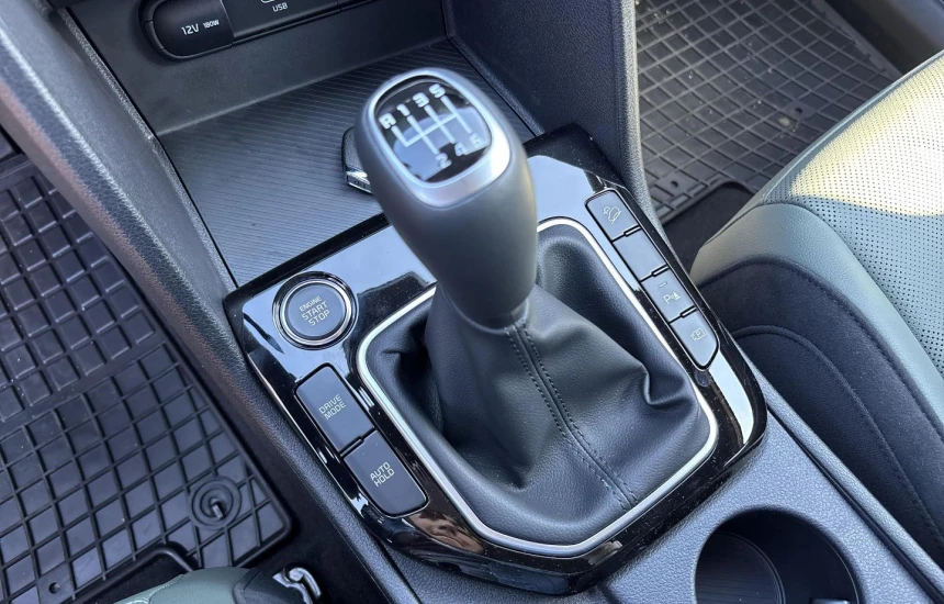 Kia Sportage 1,6T-GDI 6MT FWD MY25 ANNIVERSARY