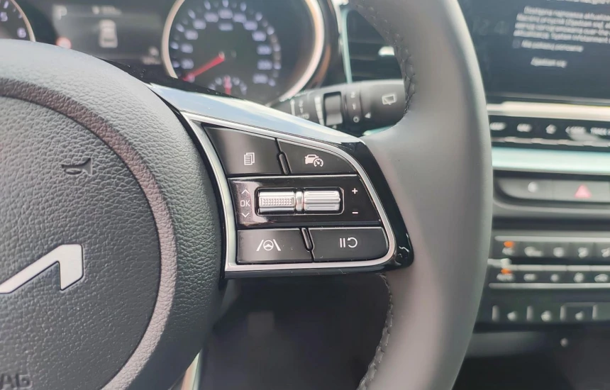 Kia XCeed 1,6T-GDI 7DCT MY26 TRIBUTE+WIN+ AEB