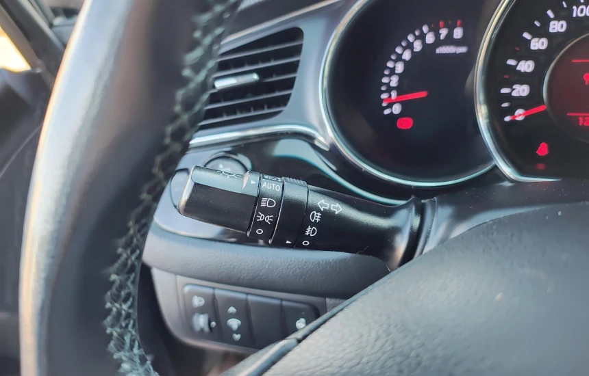 Kia Ceed SW 1.4 GDI 6MT BUSINESS LINE