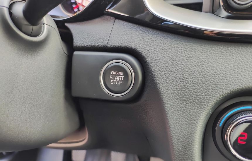 Kia Ceed 1,5T-GDI MT MY25 TRIBUTE