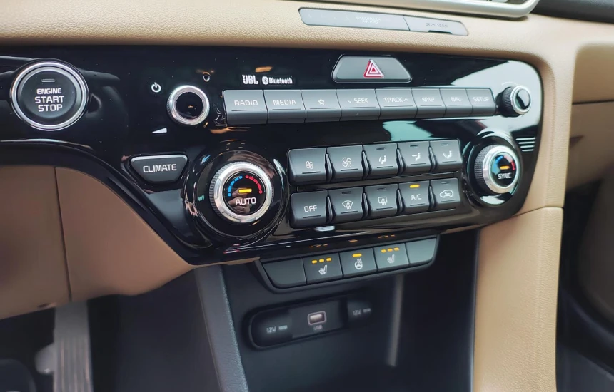 Kia Sportage 1,6T-GDI 6MT 2WD L+BL2