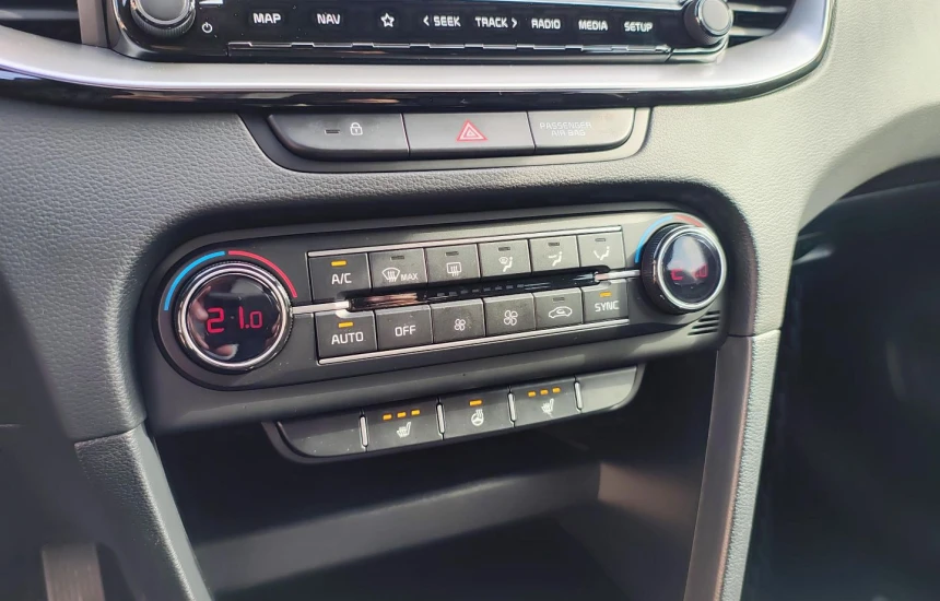 Kia Ceed SW 1,5T-GDI 6MT MY25 TRIBUTE