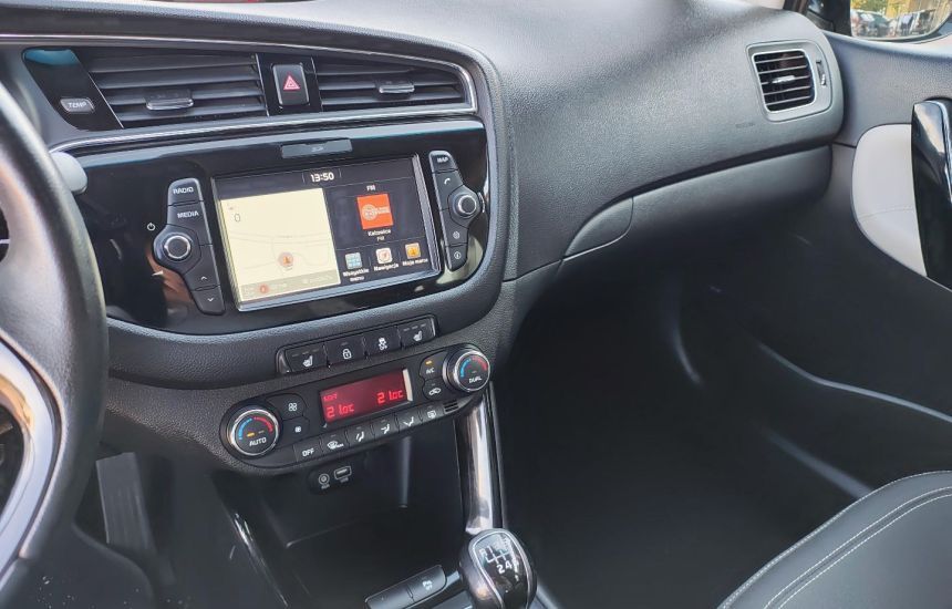 Kia Ceed SW 1.4 GDI 6MT BUSINESS LINE