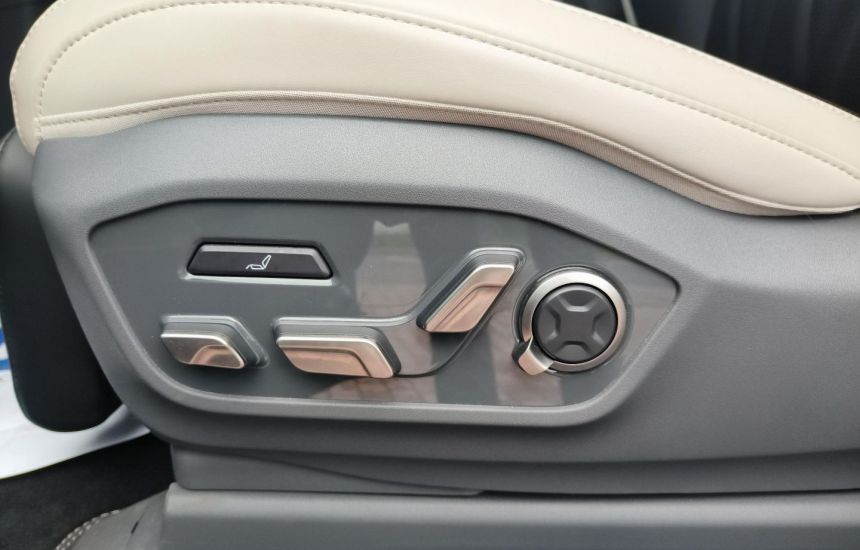 Kia EV9 AWD GT-LINE+Pakiet Relax+Dach Wersja 6 osobowa