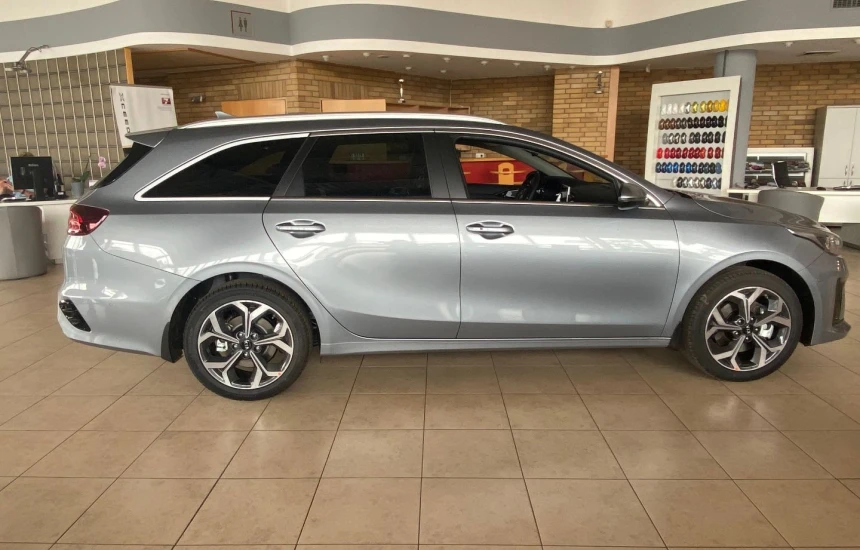 Kia Ceed SW KIA Ceed 1,6 GDI 6DCT Hybryda Plug-In (141KM) wersja L + BL5+AEB 