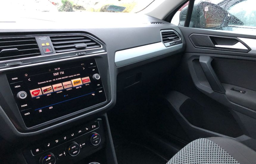 Volkswagen Tiguan  2.0 TDI Comfortline+ Pakiet Zimowy+ Reflektory LED+ Pakiet Premium