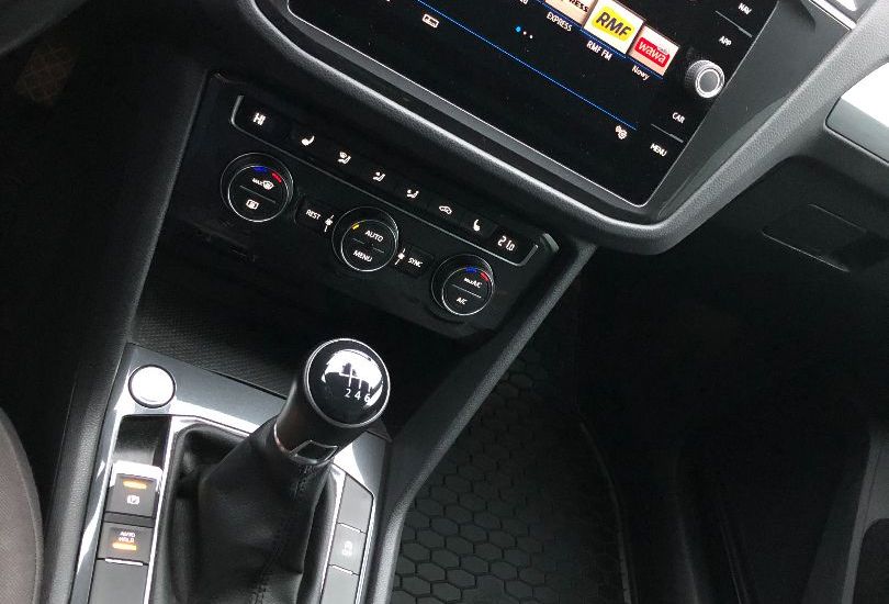 Volkswagen Tiguan  2.0 TDI Comfortline+ Pakiet Zimowy+ Reflektory LED+ Pakiet Premium