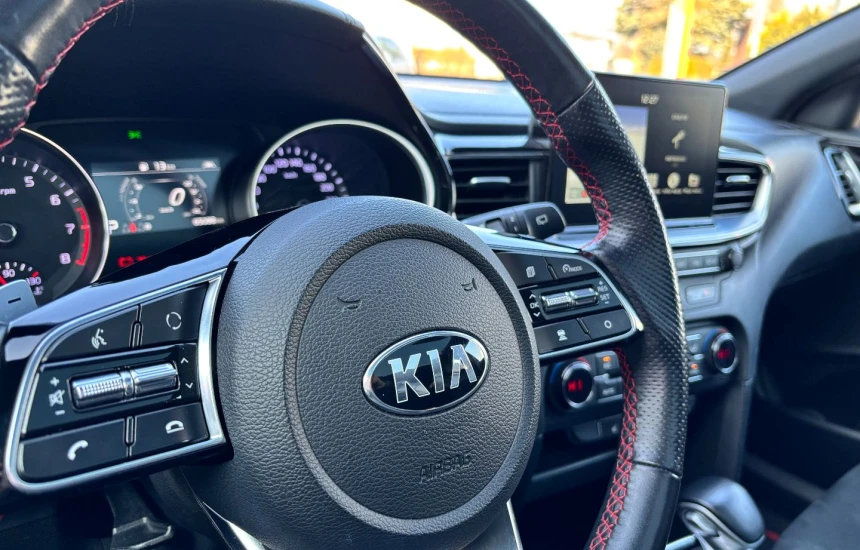 Kia Proceed _SBK 1,6T-GDI 7DCT GT+WIN+AEB+NAV+PNS