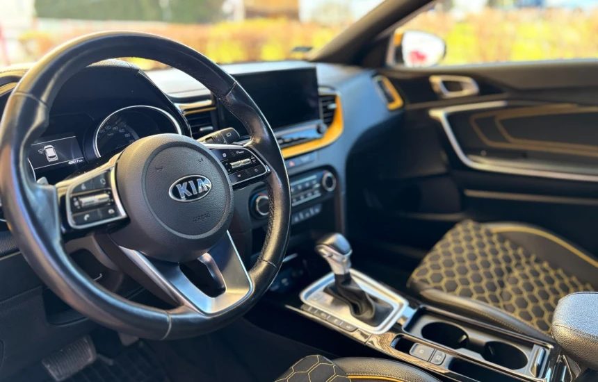 Kia XCeed 1,4T-GDI 7DCT L+BL1+CP1