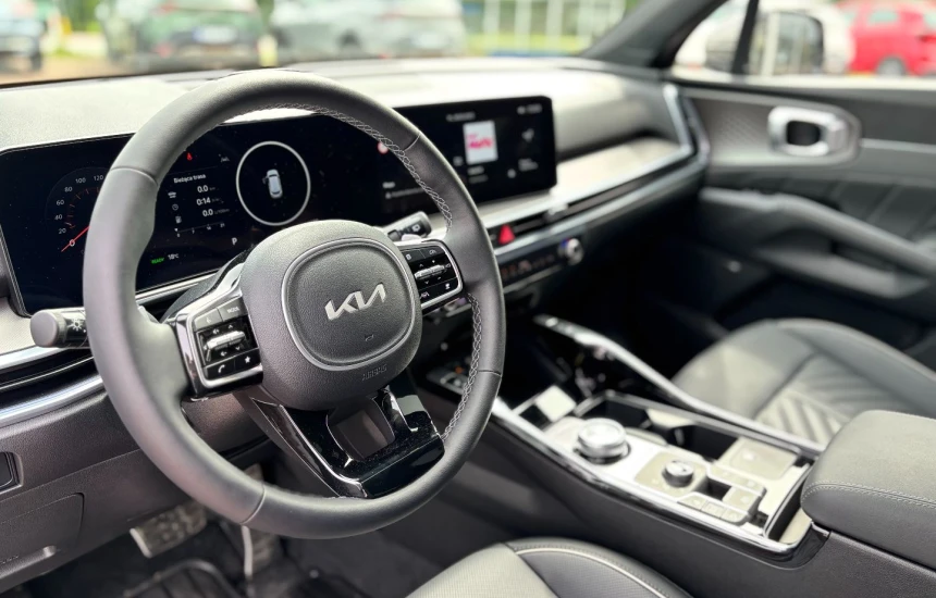 Kia Sorento 1.6T HEV MY25 6AT 4WD 7S PRESTIGE LINE+MIR+PNS AWD 215KM!!
