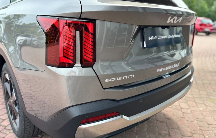 Kia Sorento 1.6T HEV MY25 6AT 4WD 6S PRESTIGE LINE+MIR+PNS AWD 215KM!!