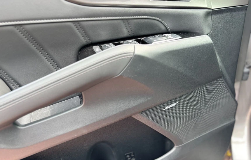 Kia Sorento 1.6T HEV MY25 6AT 4WD 6S PRESTIGE LINE+MIR+PNS AWD 215KM!!