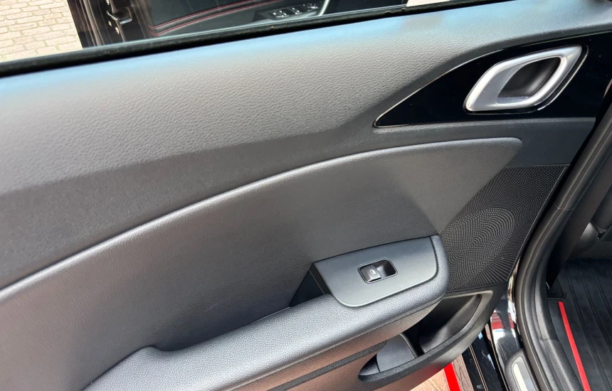 Kia Proceed 1,6T-GDI 7DCT GT+PRE+TEC+AEB+PNS