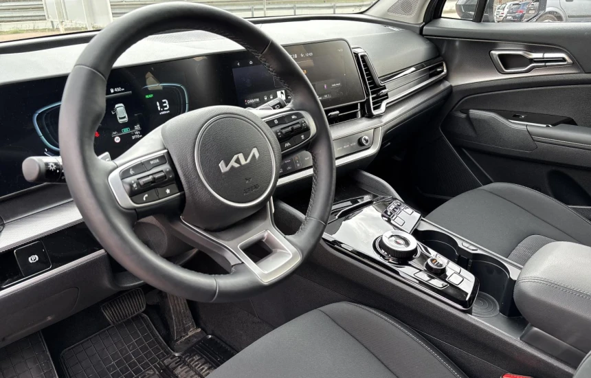 Kia Sportage 1,6T-GDI 6AT AWD HEV L 230KM