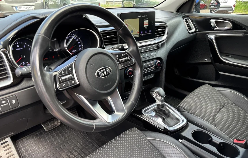 Kia Ceed SW 1,4T-GDI 7DCT L+BL+JBL+WIN