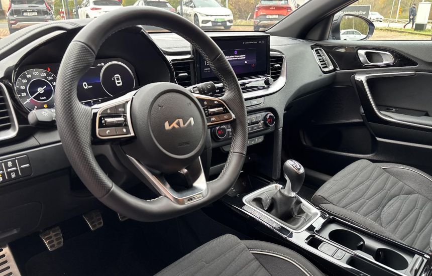 Kia Proceed _SBK 1,5T-GDI 6MT MY24 GT-LINE+TEC+AEB